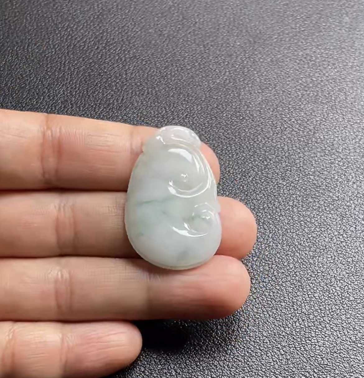 天然缅甸翡翠a货飘花如意