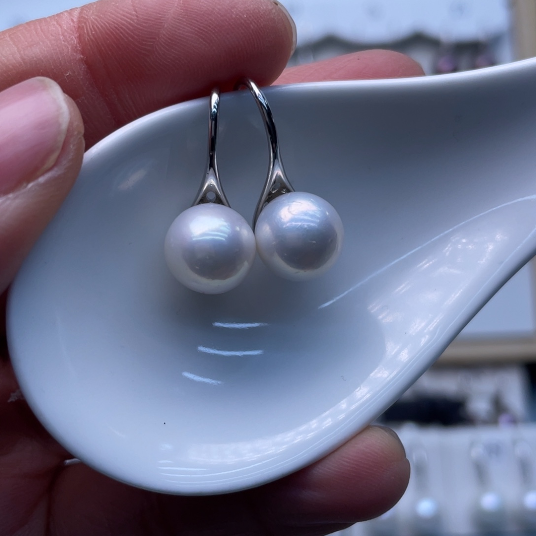 未镶嵌淡水珍珠耳饰