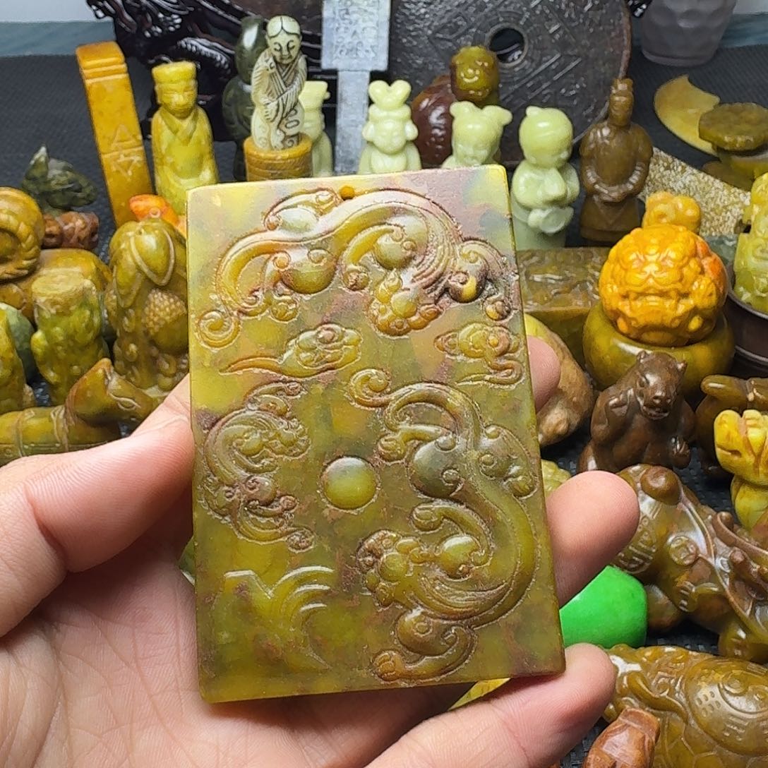 白玉菩提吊坠。。。