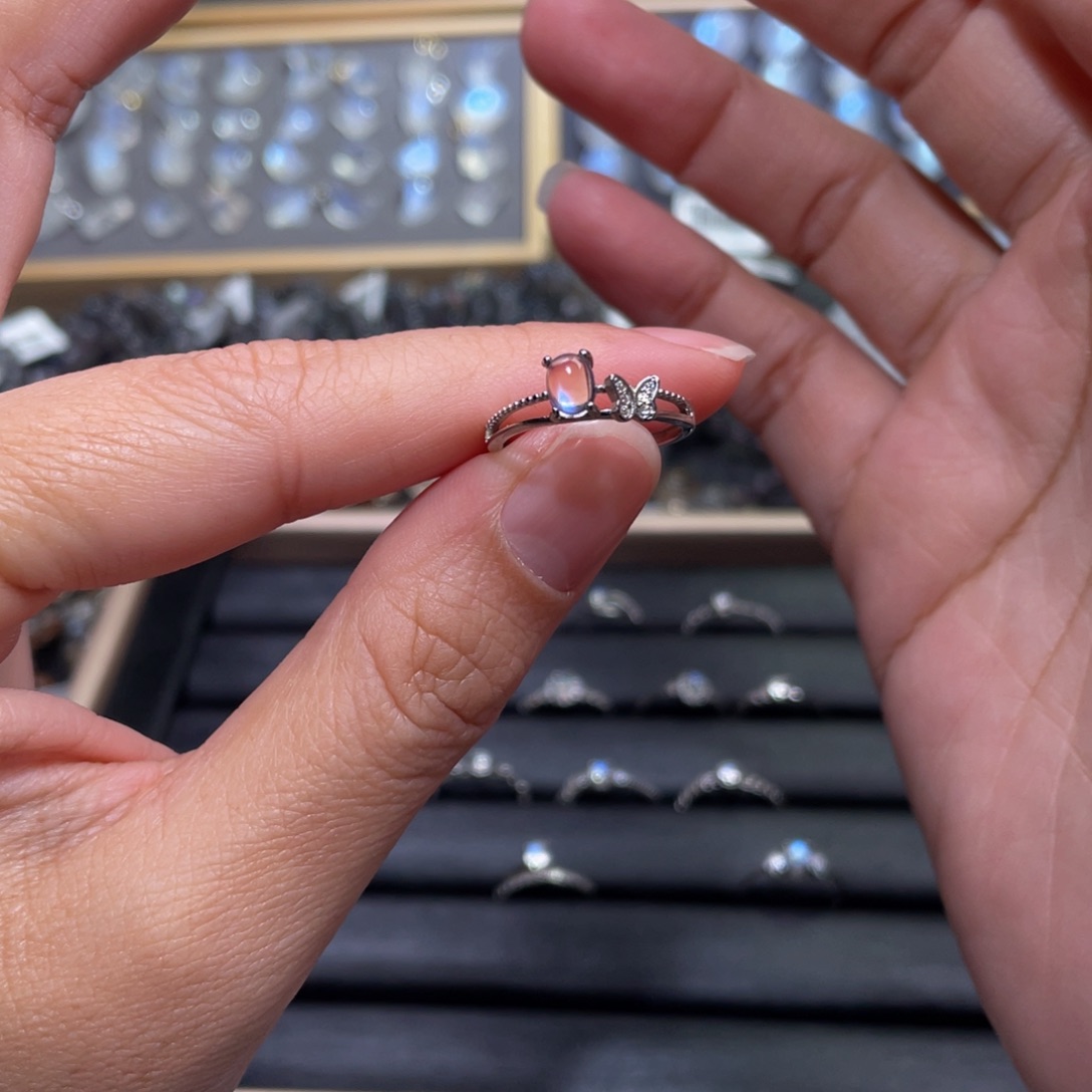 月光石手链未镶嵌“**”新的蓝月光戒指