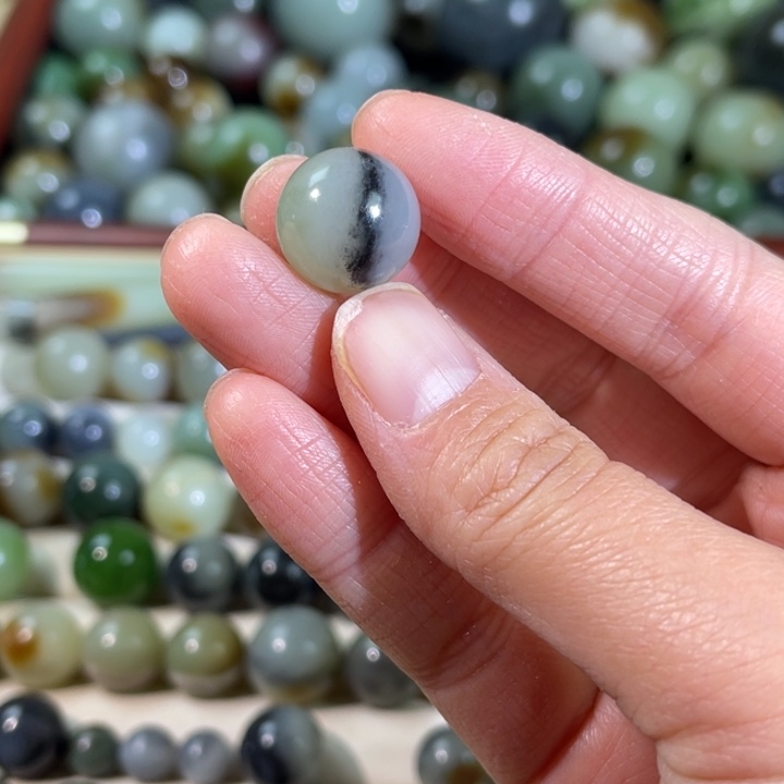 和田玉（糖玉）未镶嵌珠宝半成品15