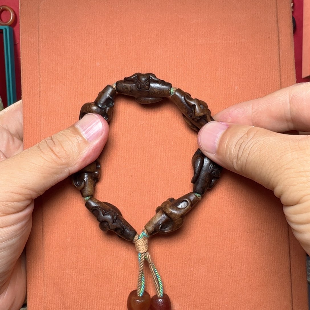 风***叶和田玉未镶嵌挂件