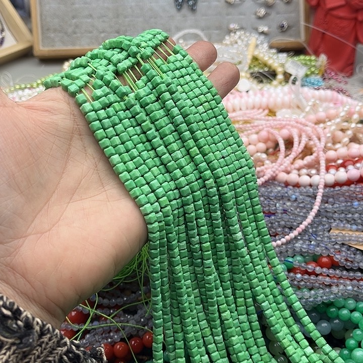 玛瑙/玉髓珠宝半成品未镶嵌一条4/4mm帝王松