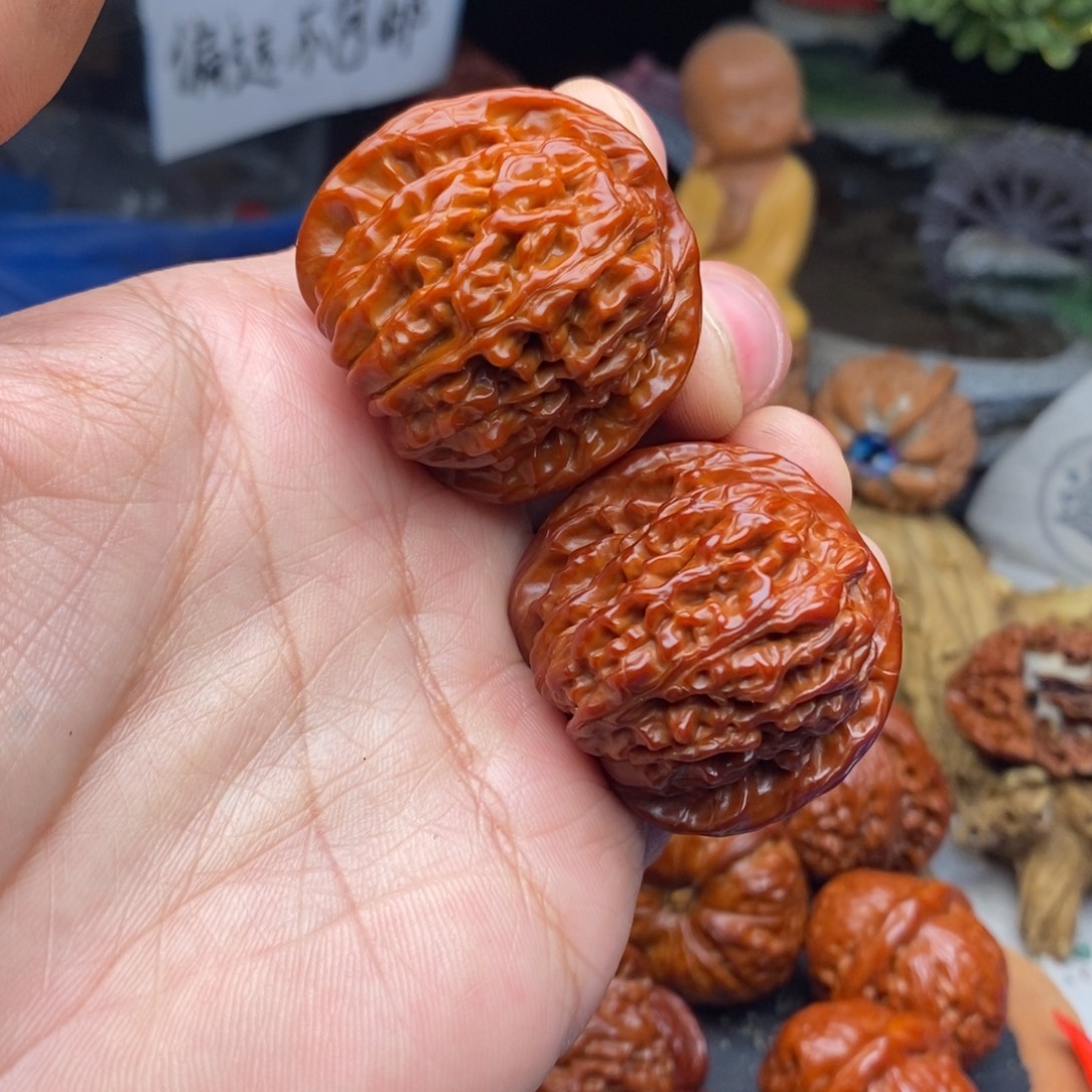 文玩核桃把件四座楼狮子头边39肚37