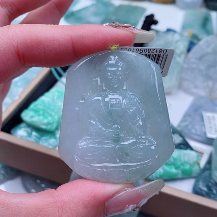 【闪购商品】颈饰未镶嵌翡翠吴**谓