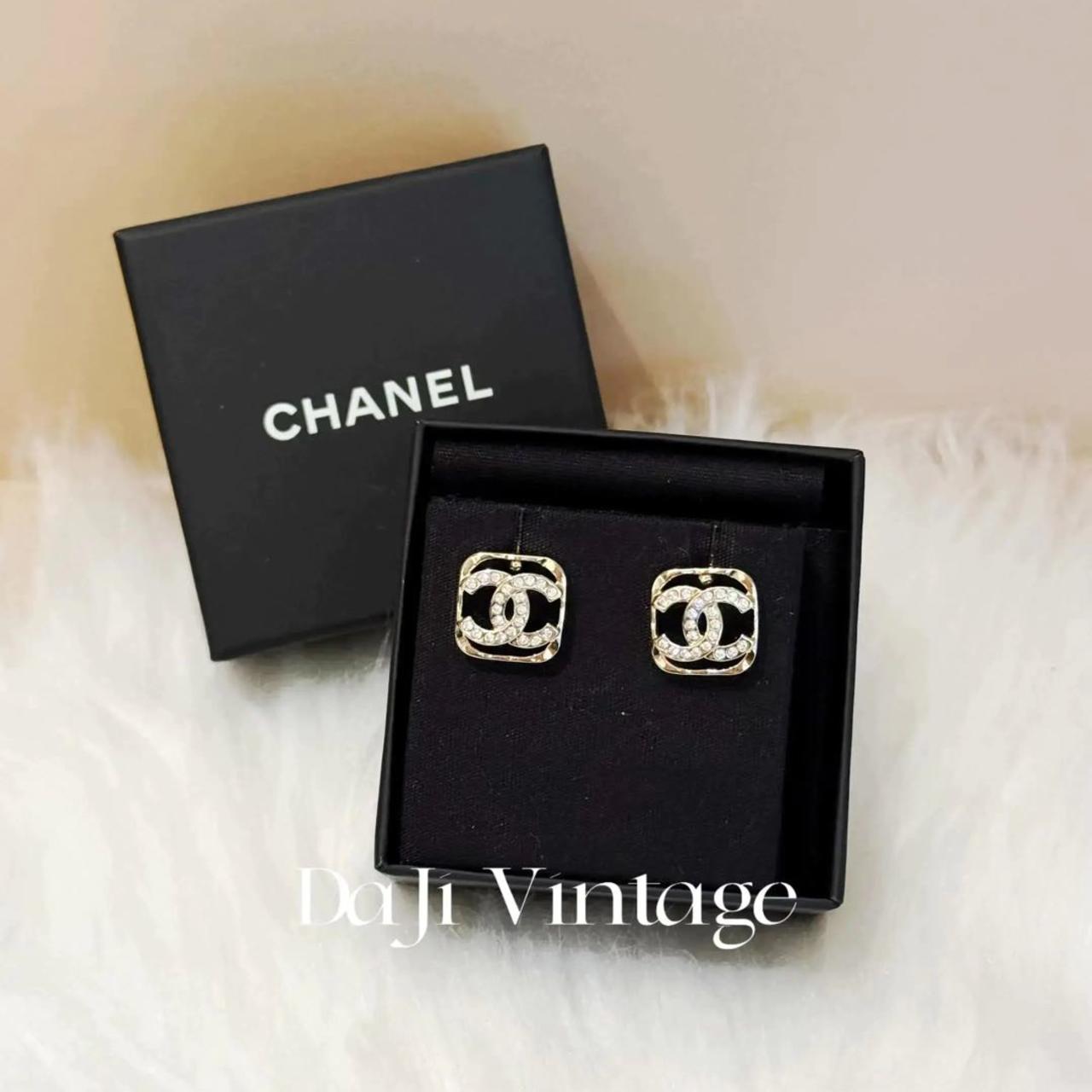 99新 Chanel/香奈儿 大吉中古/香奈儿双c带钻镂空方形耳钉