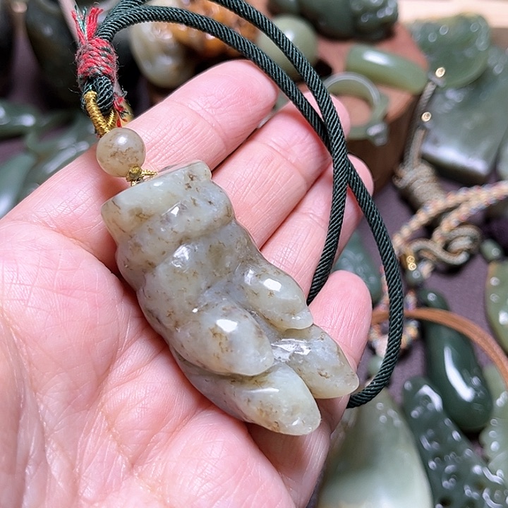 岫岩河磨玉（透闪石质玉）手绳未镶嵌