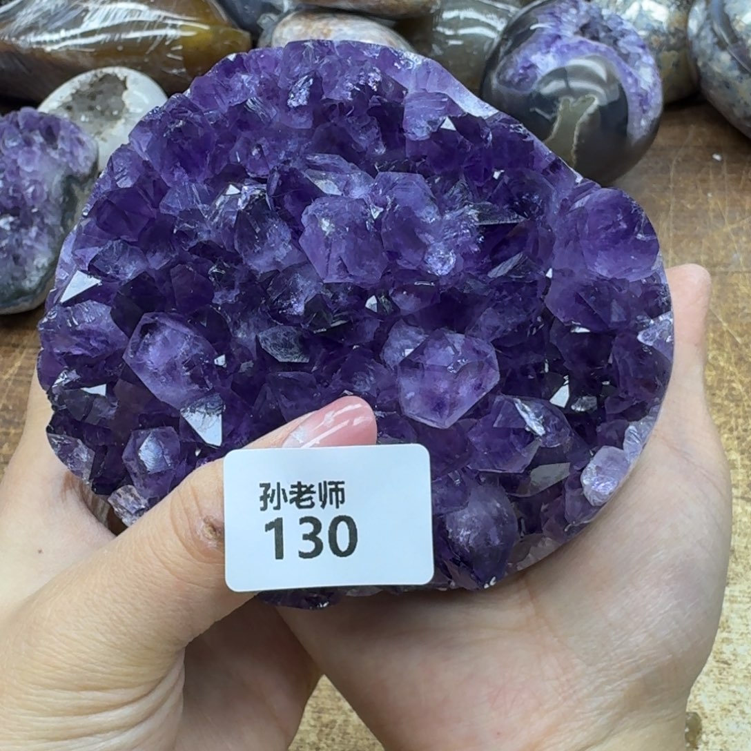 水晶大型摆件（非配饰）未镶嵌