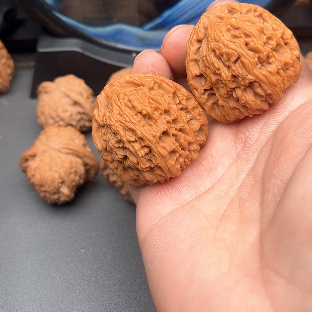 文玩核桃吊坠南疆石