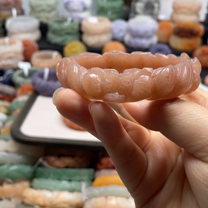 石英质玉未镶嵌手镯