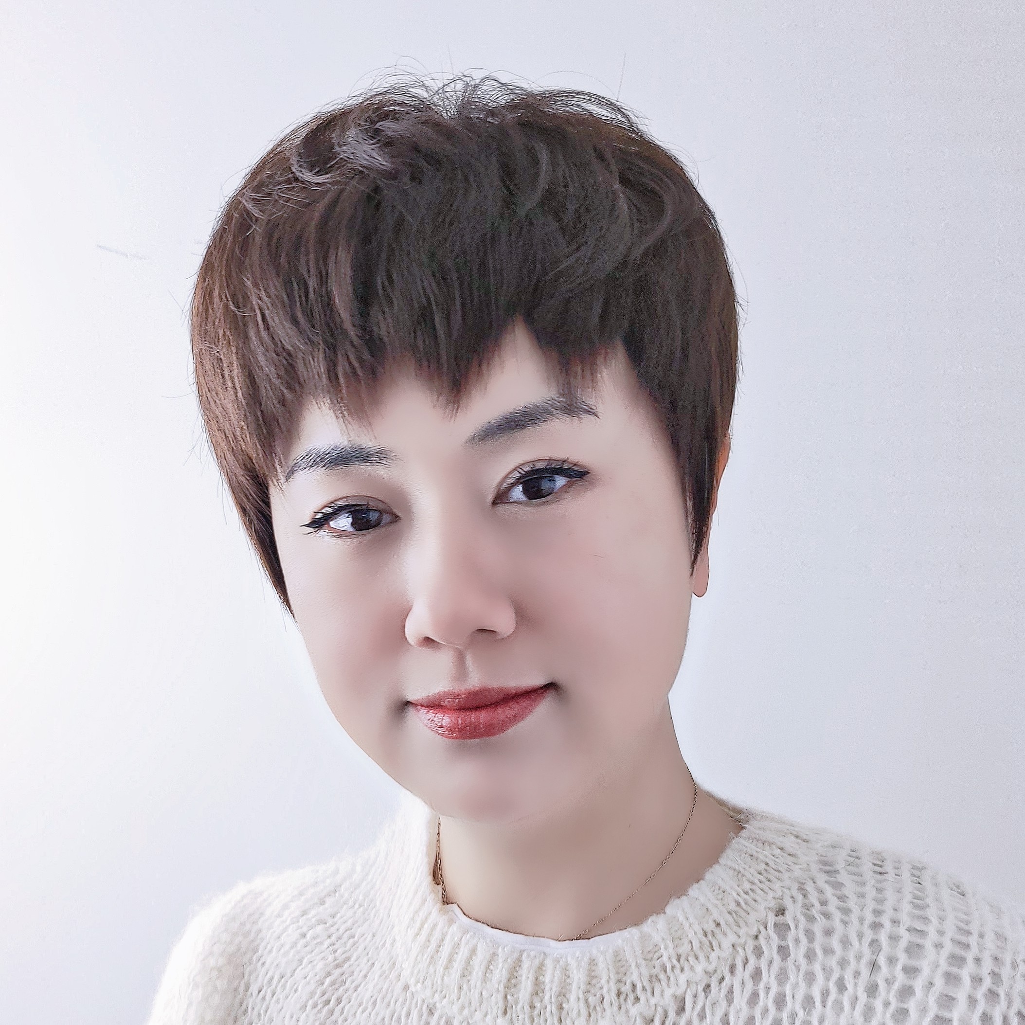 爆款福利手织款锯齿牙时尚全头套轻薄自然假发