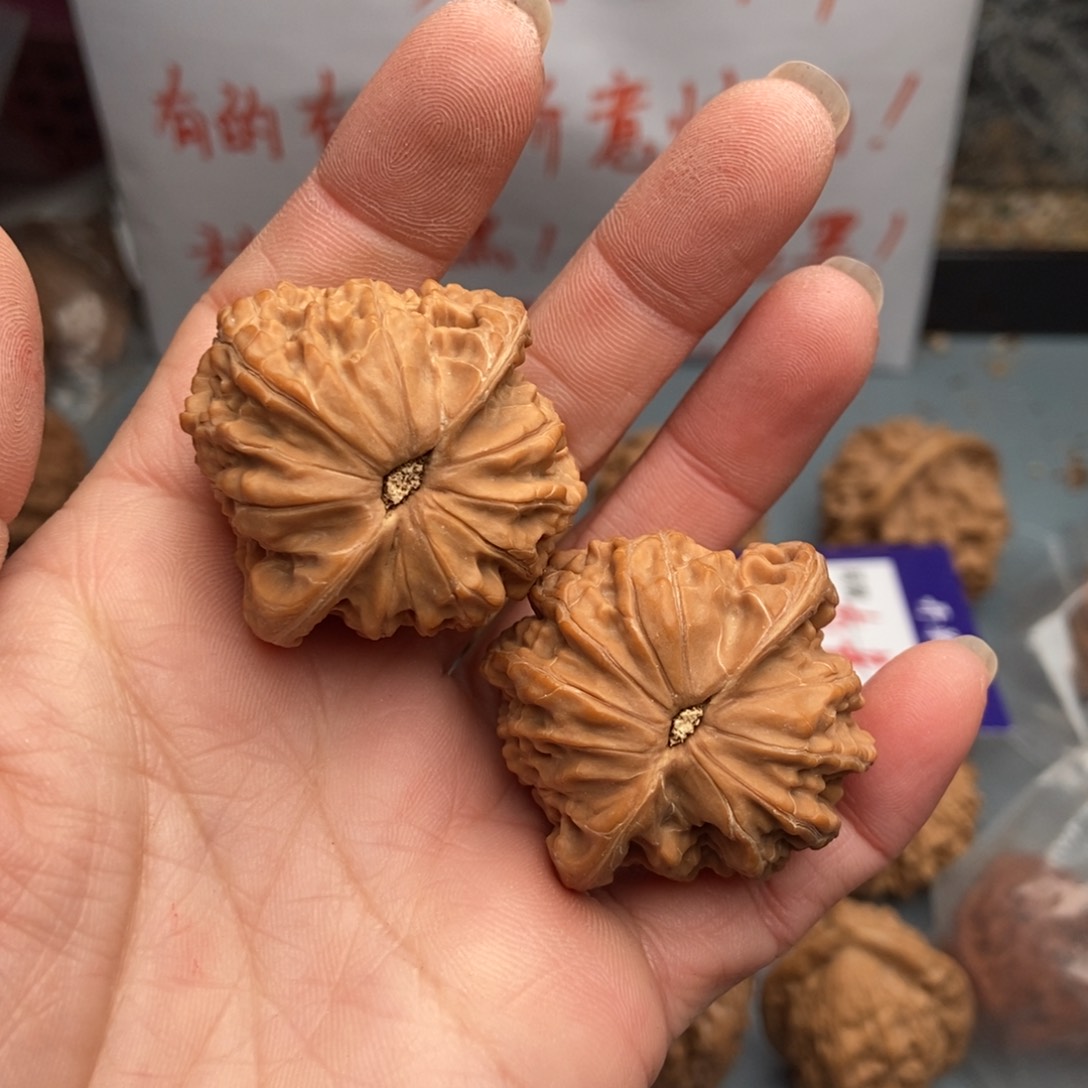 文玩核桃吊坠?磨盘21