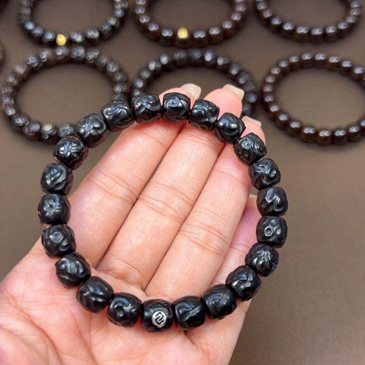 椰蒂手串9,5x9乱山一物一图椰蒂