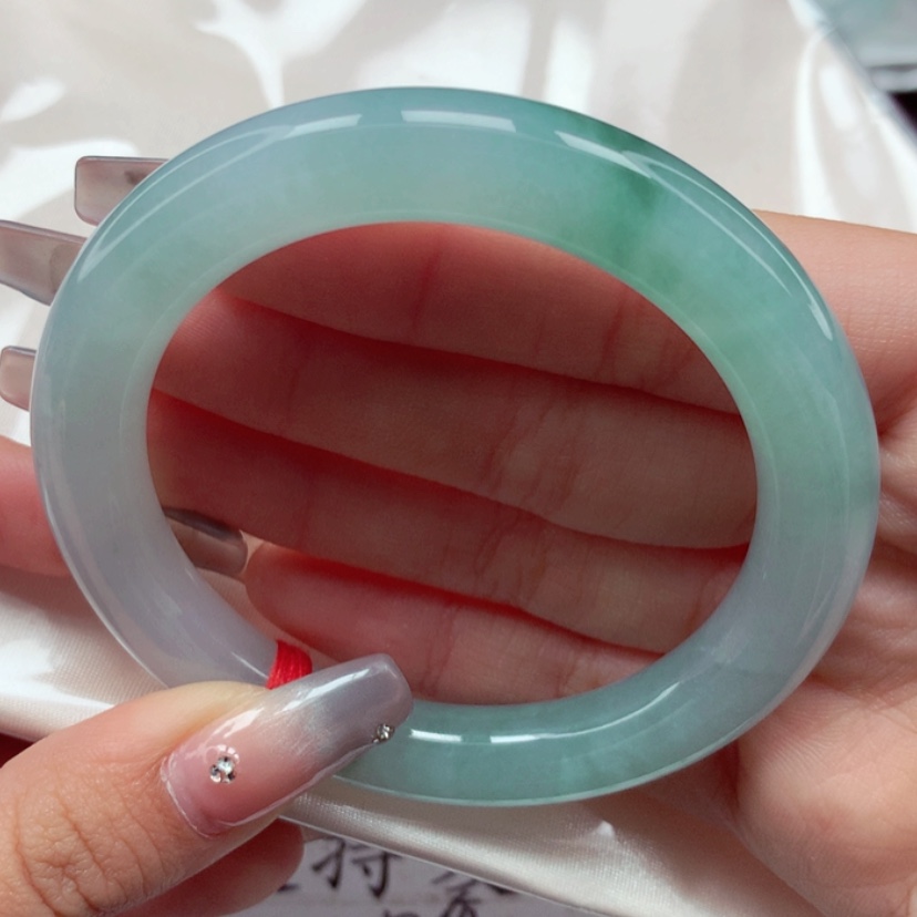 【闪购商品】翡翠手镯未镶嵌56圈