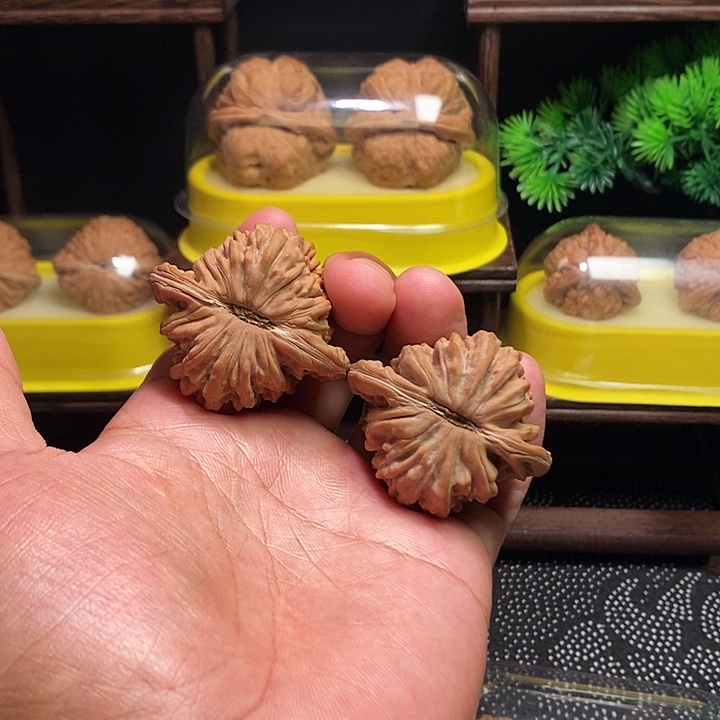 把件文玩核桃四座楼