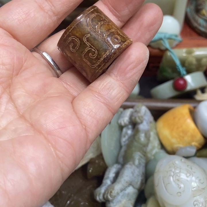 未镶嵌和田玉（糖玉）挂件