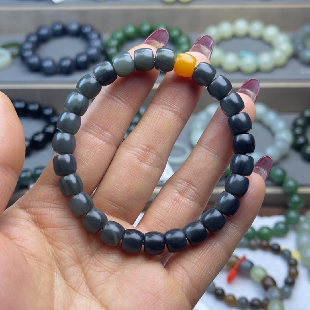 和田玉手链未镶嵌