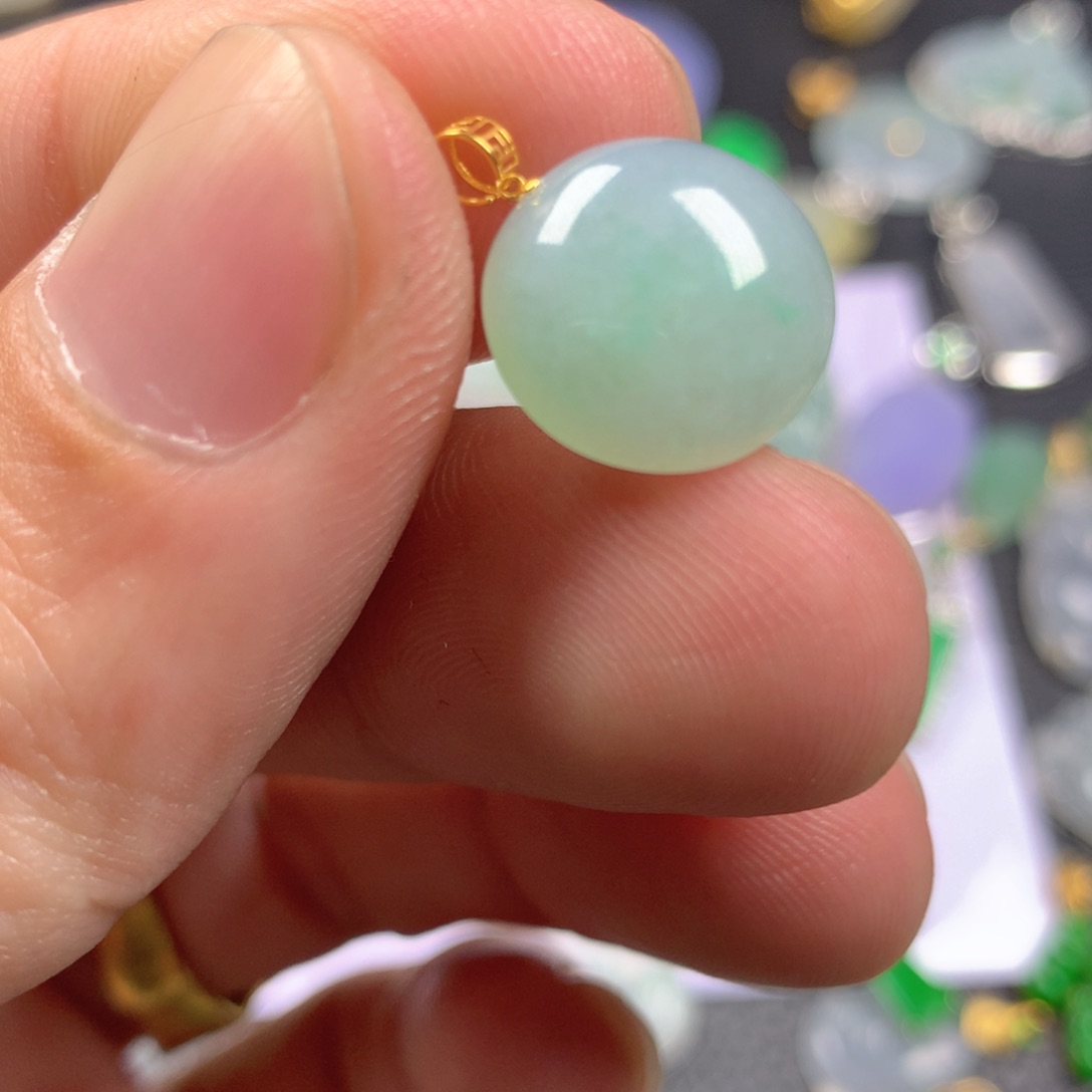 【闪购商品】翡翠颈饰18K金镶嵌翡翠