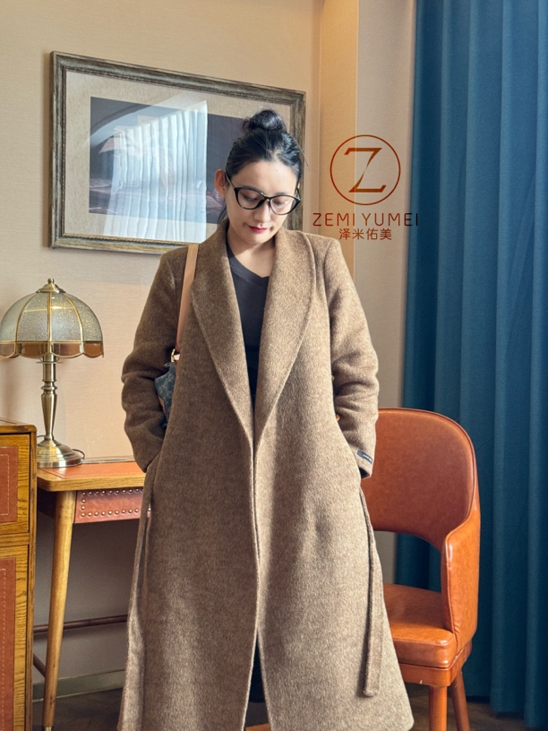 （泽米佑美长款腰带围绕，垫肩。）双面羊绒大衣中长款百搭设计