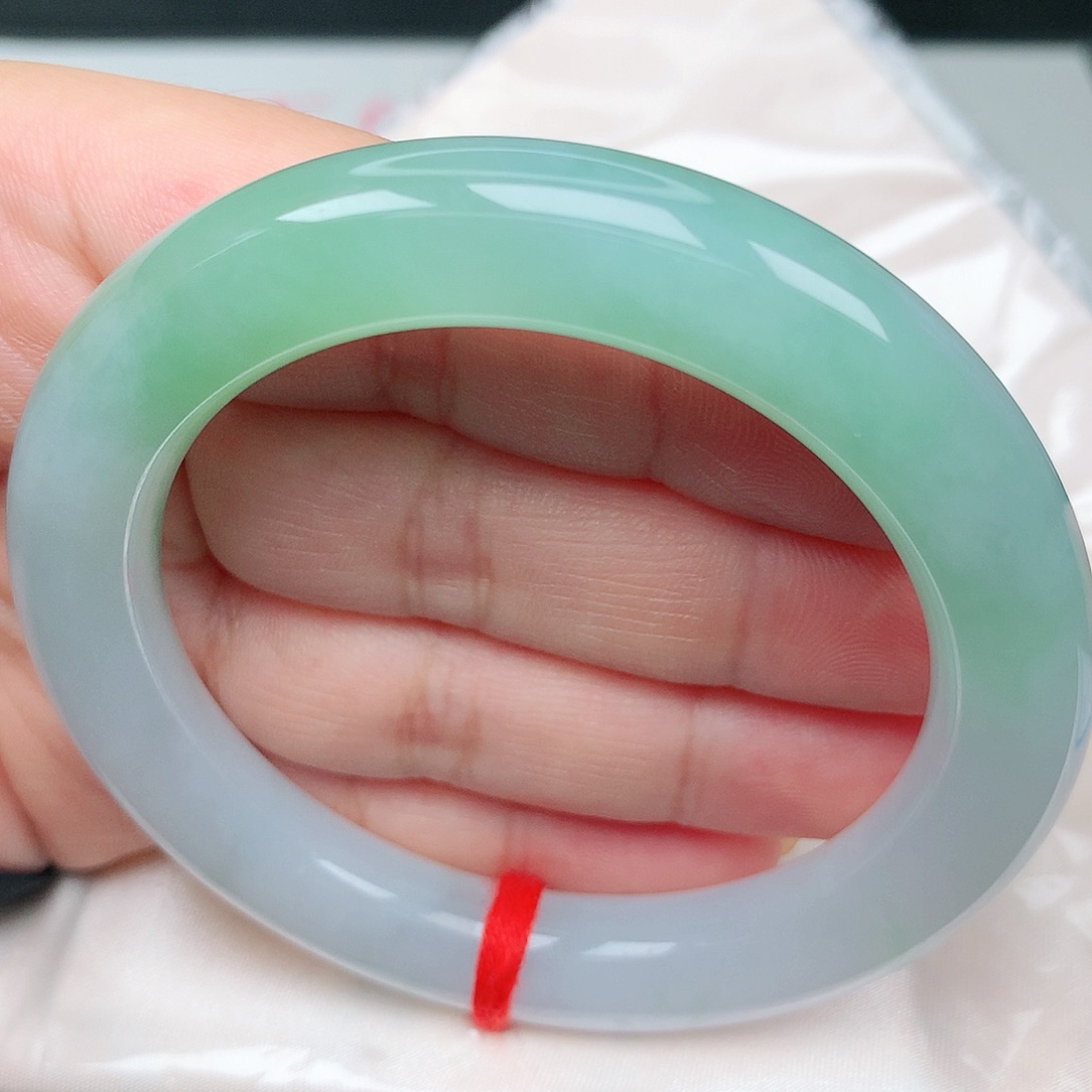 未镶嵌手镯（圆镯）翡翠11冰胶绿半山水