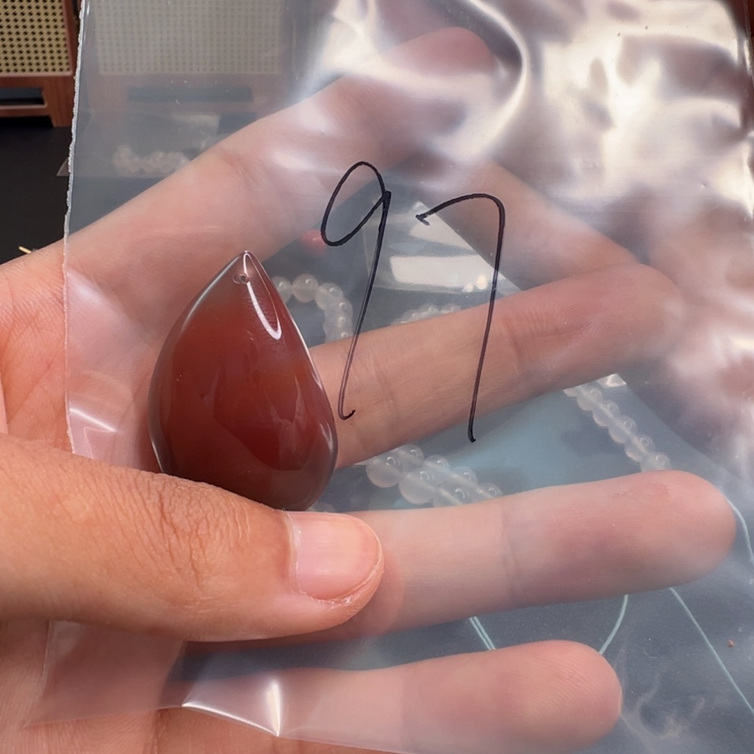 南红玛瑙未镶嵌配饰97号绯红吊坠