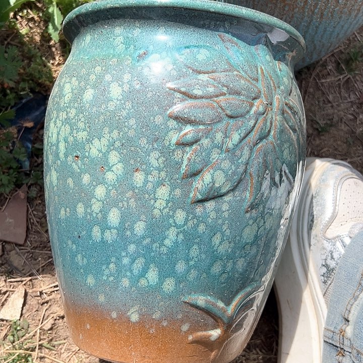 紫砂花盆口20高25瑕疵。。。。。。。。。