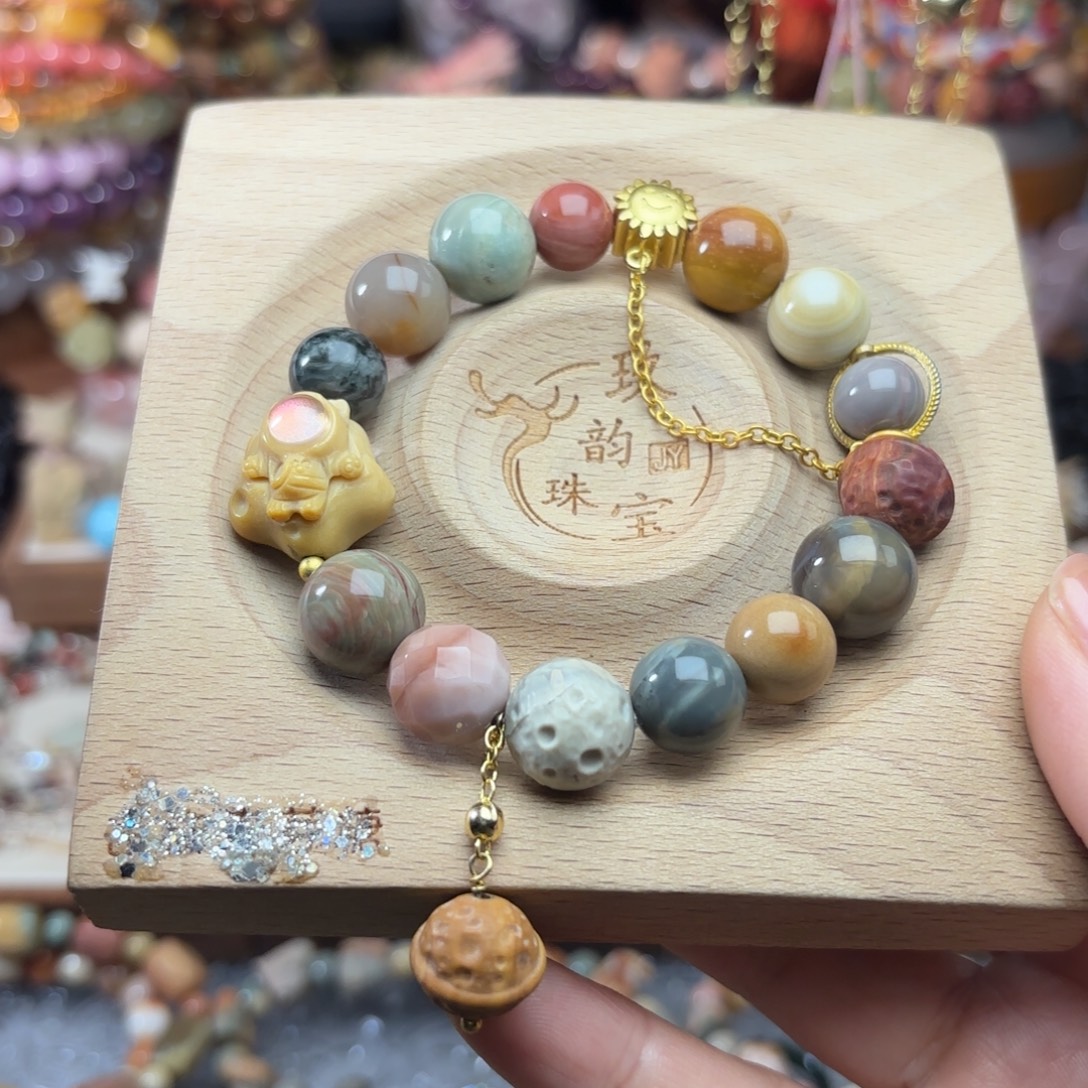 石英质玉未镶嵌珠宝半成品