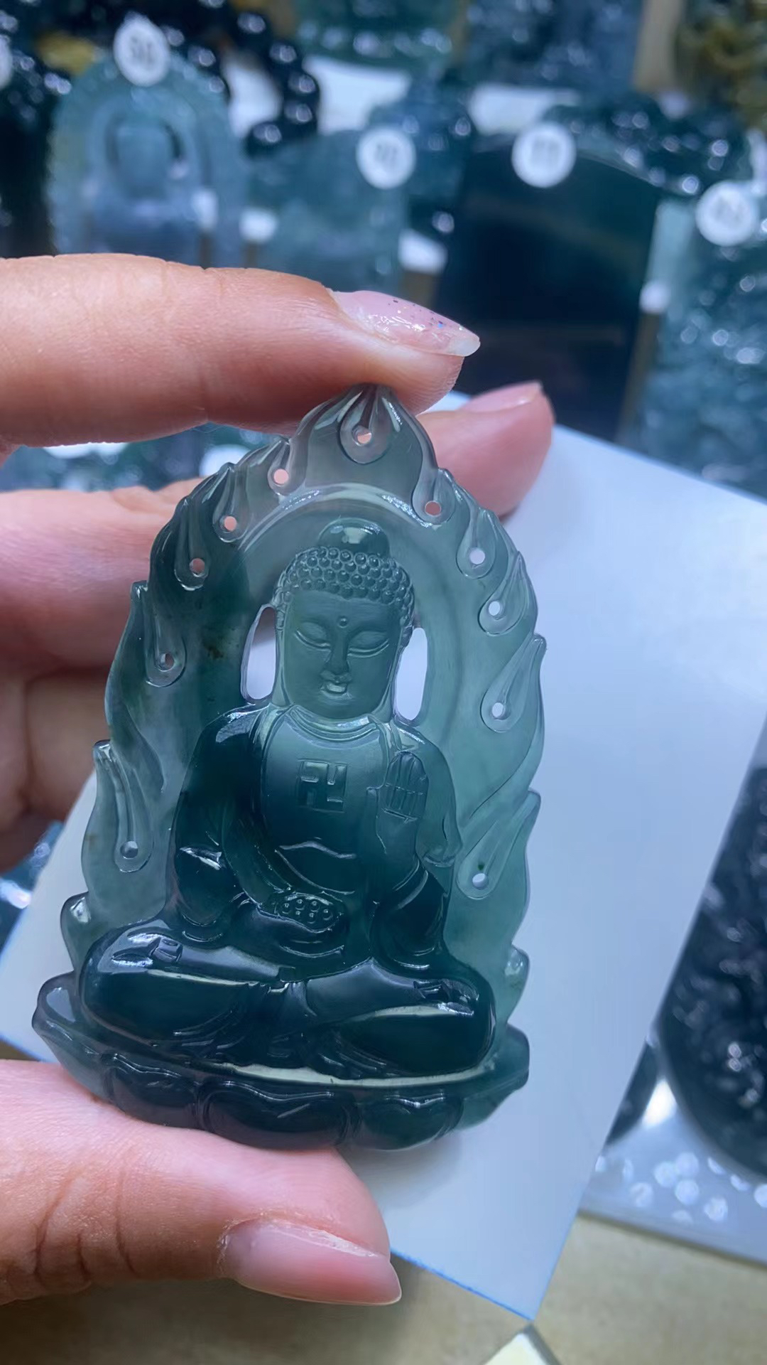 天然翡翠A货工厂批发