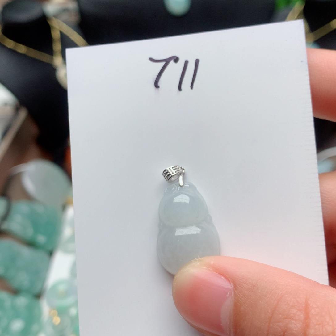 翡翠颈饰银S925镶嵌吊坠