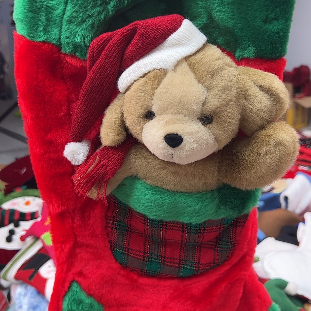 毛绒圣诞袜子大件