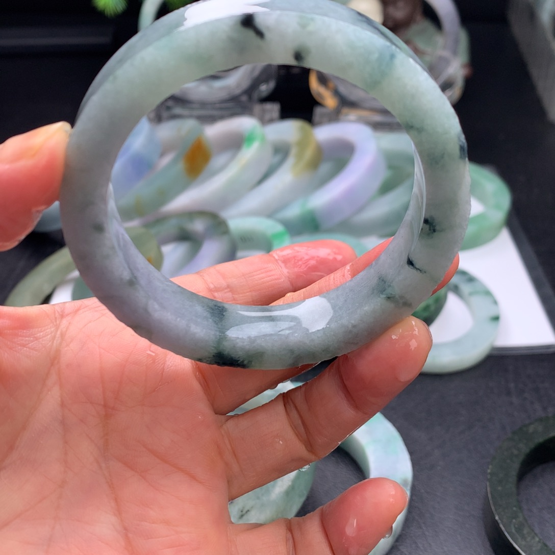 定制翡翠正未镶嵌