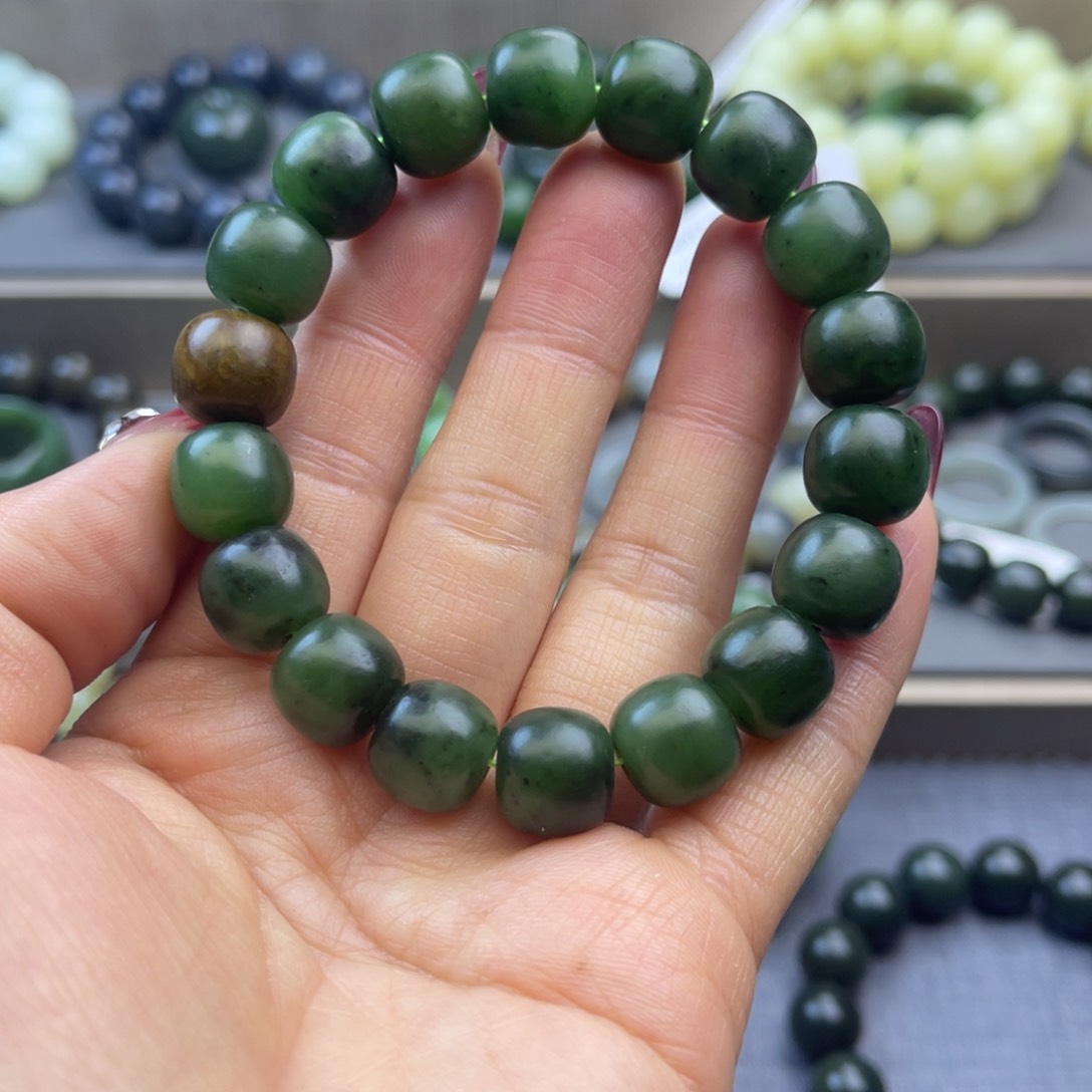 和田玉手链未镶嵌