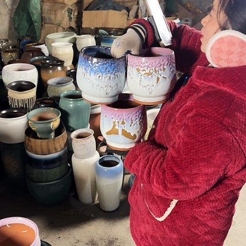 口14高16瑕疵盆子。