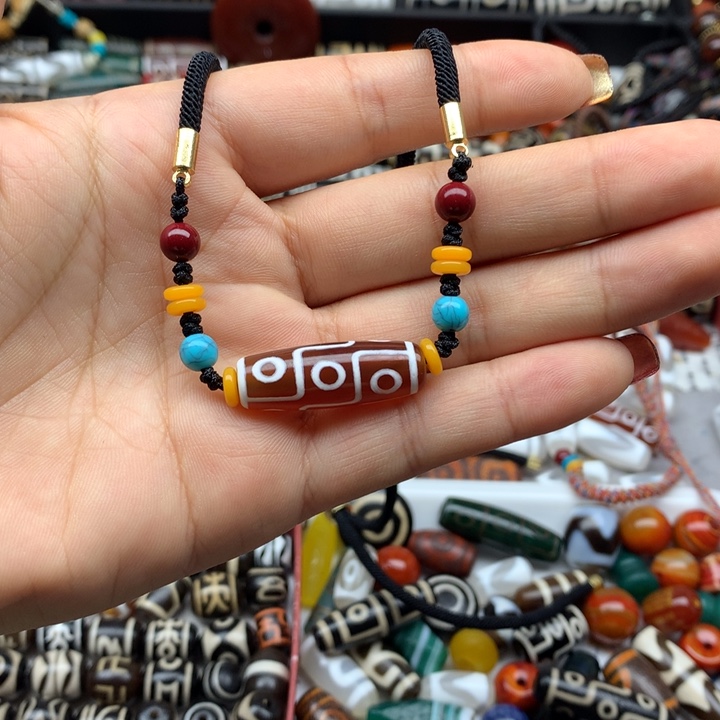 玛瑙/玉髓未镶嵌吊坠(赠链)