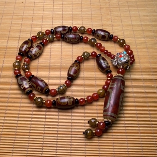 玛瑙/玉髓颈饰未镶嵌