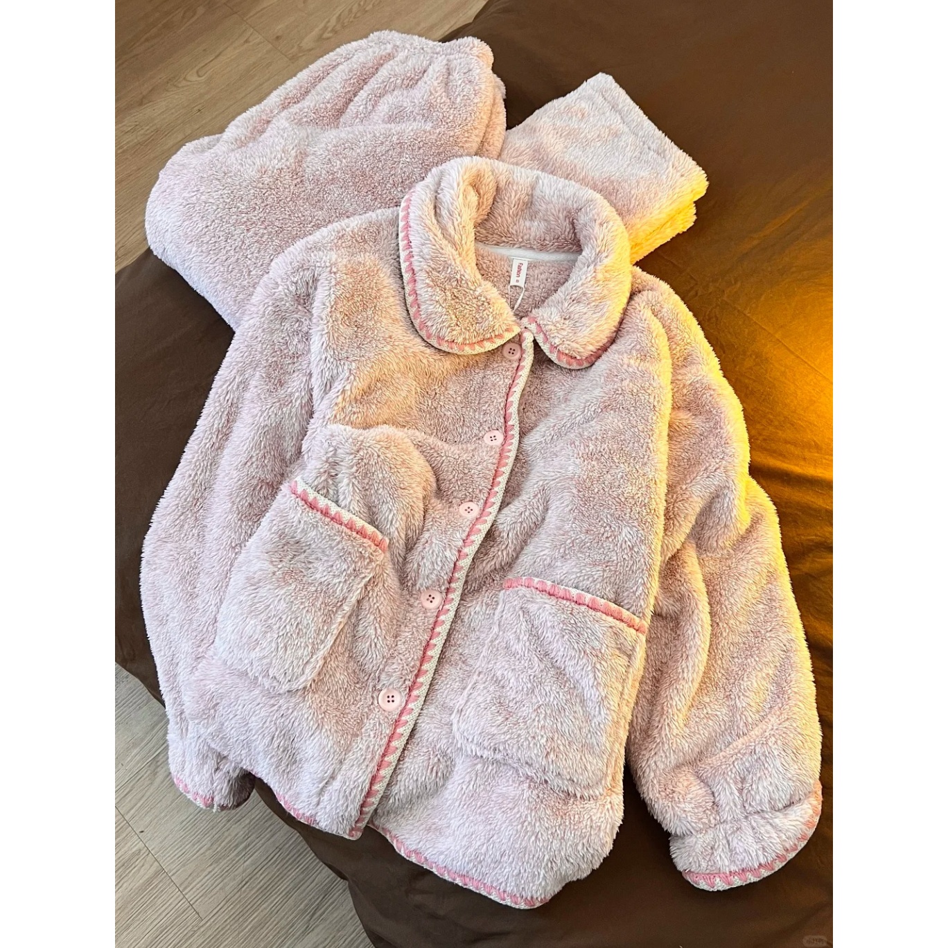 法式小香风珊瑚绒睡衣女冬季新款毛绒加厚保暖家居服套装可外穿