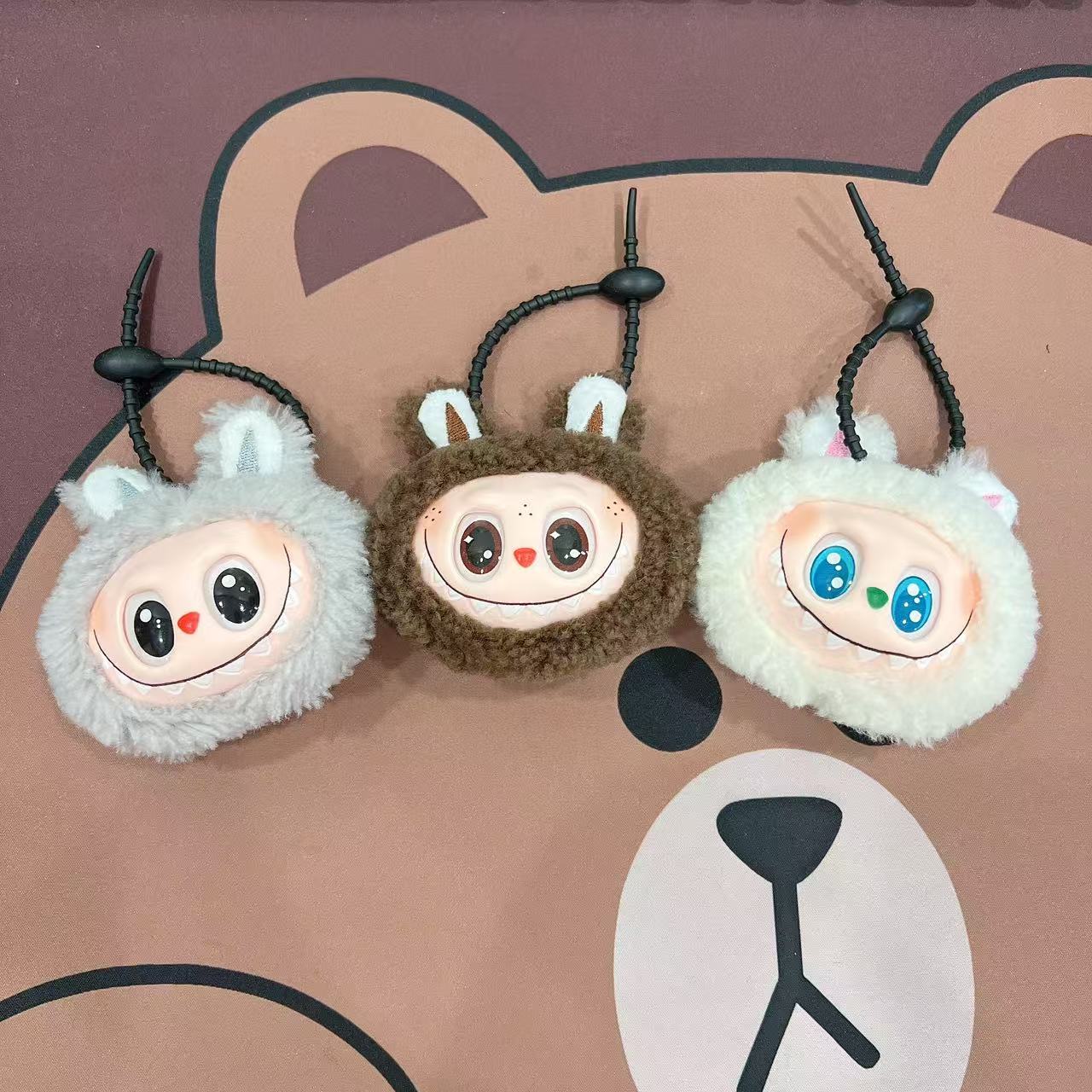 《野儿服饰》羊毛头挂件