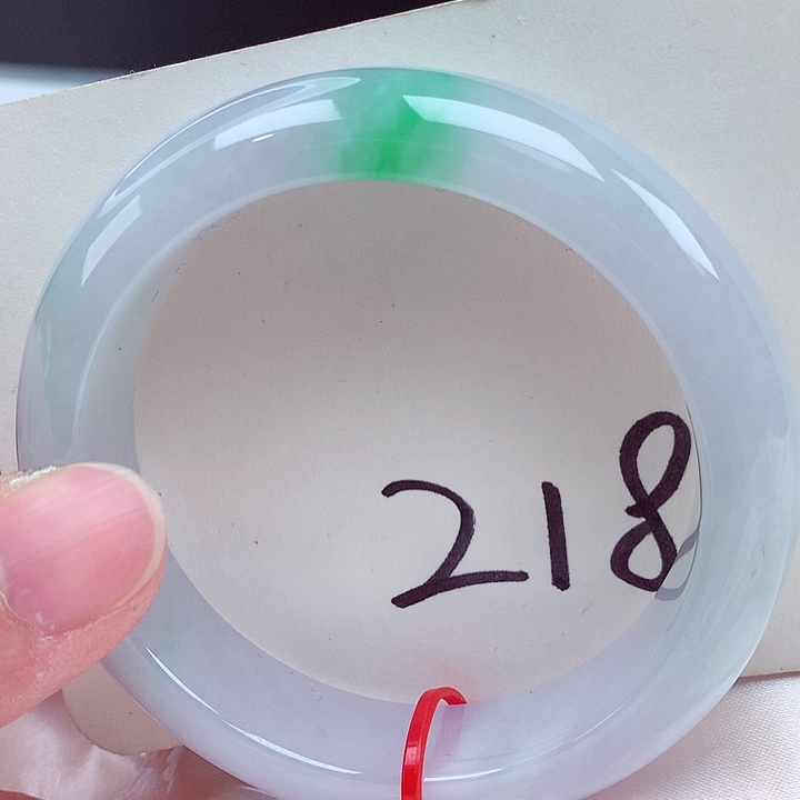 翡翠未镶嵌手镯翡翠