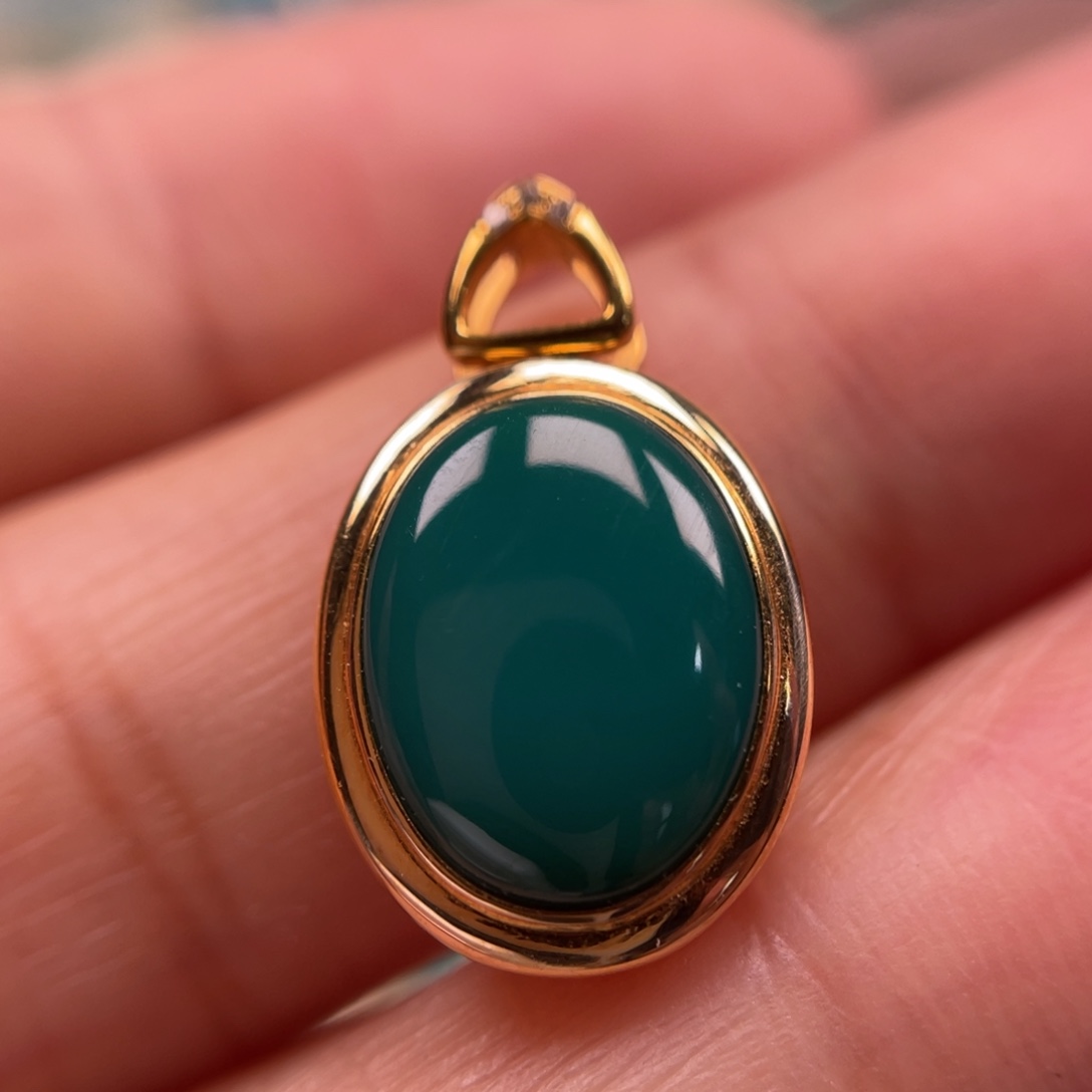 18K金镶嵌绿松石珠宝奇石