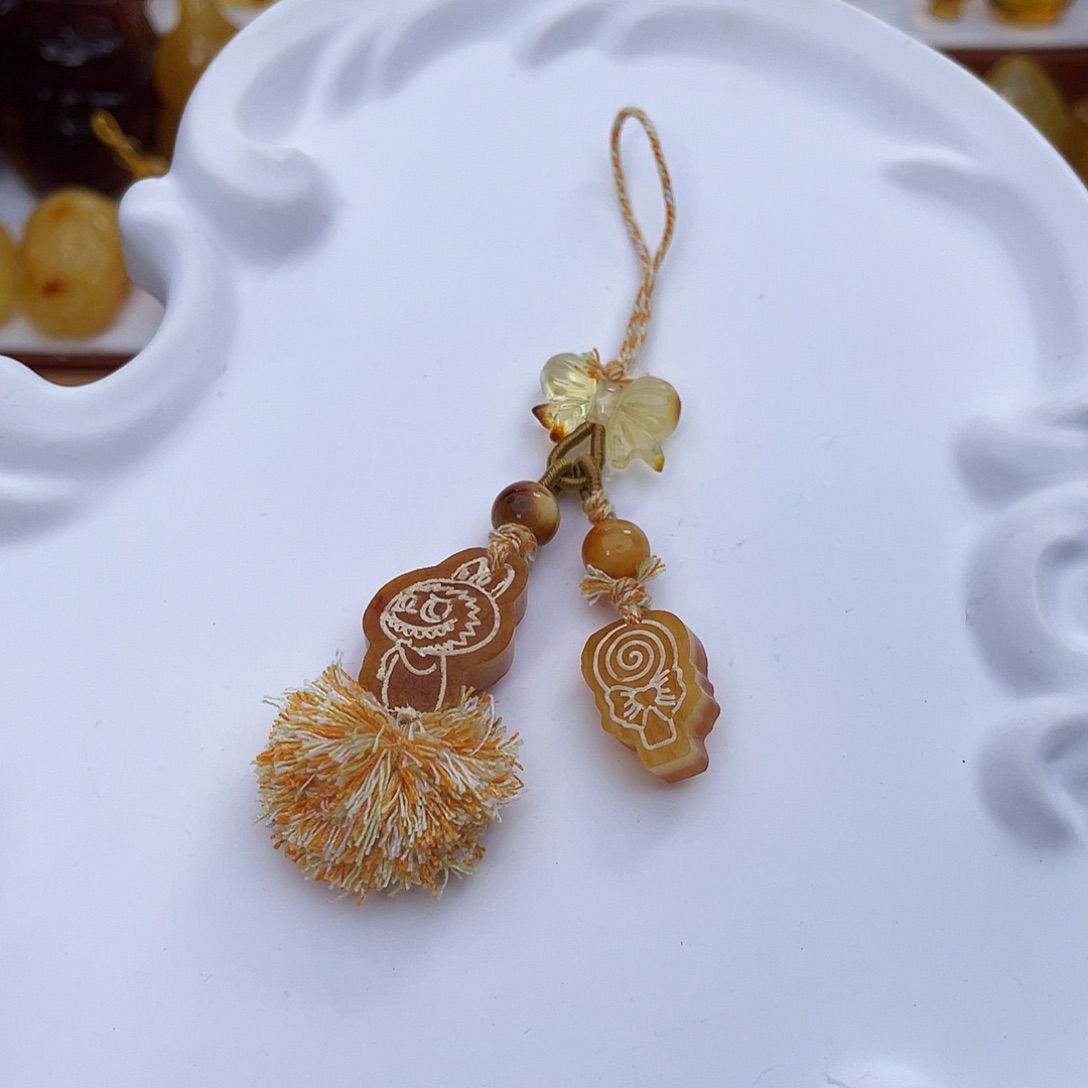 琥珀吊坠(赠链)未镶嵌