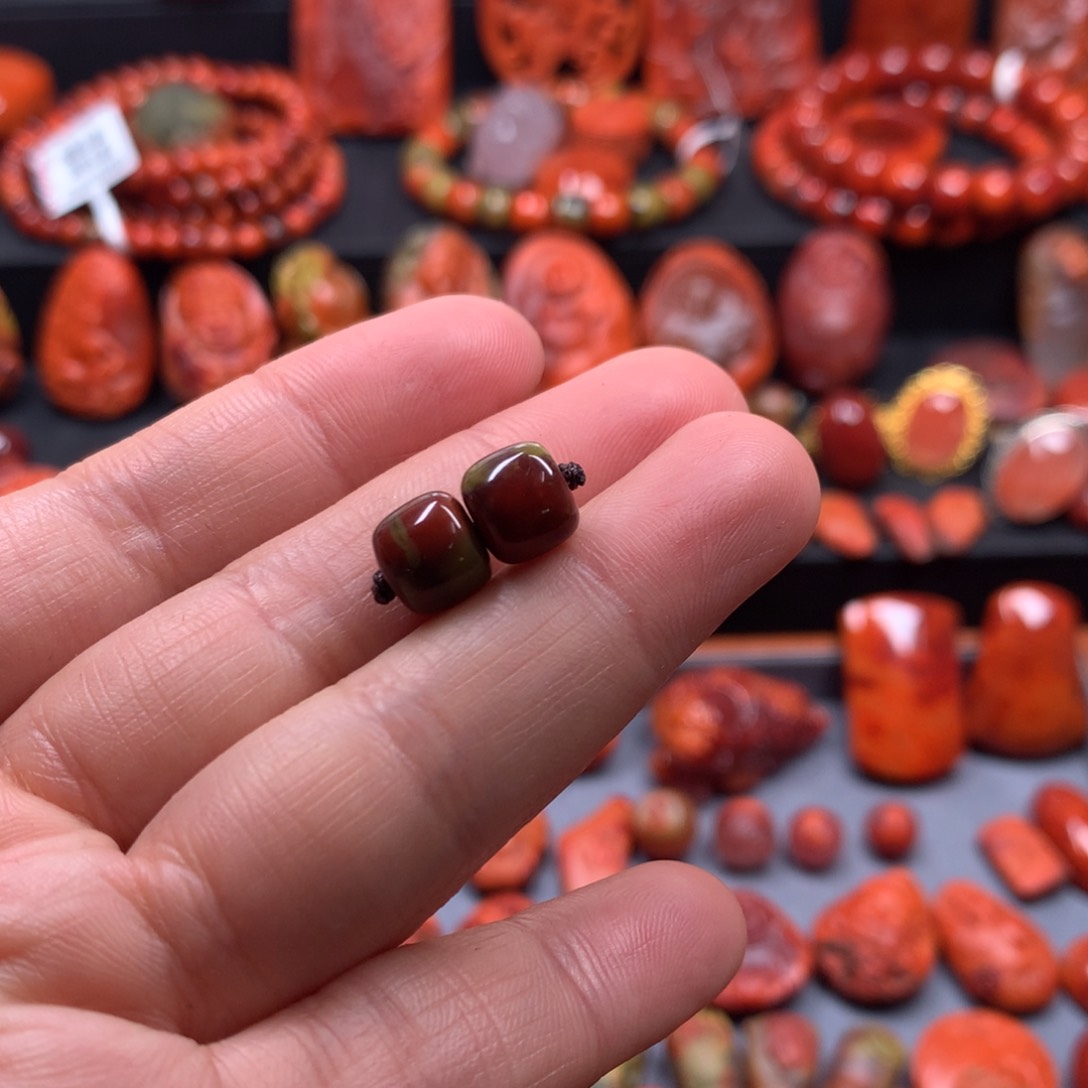 南红玛瑙包浆对珠未镶嵌p****e