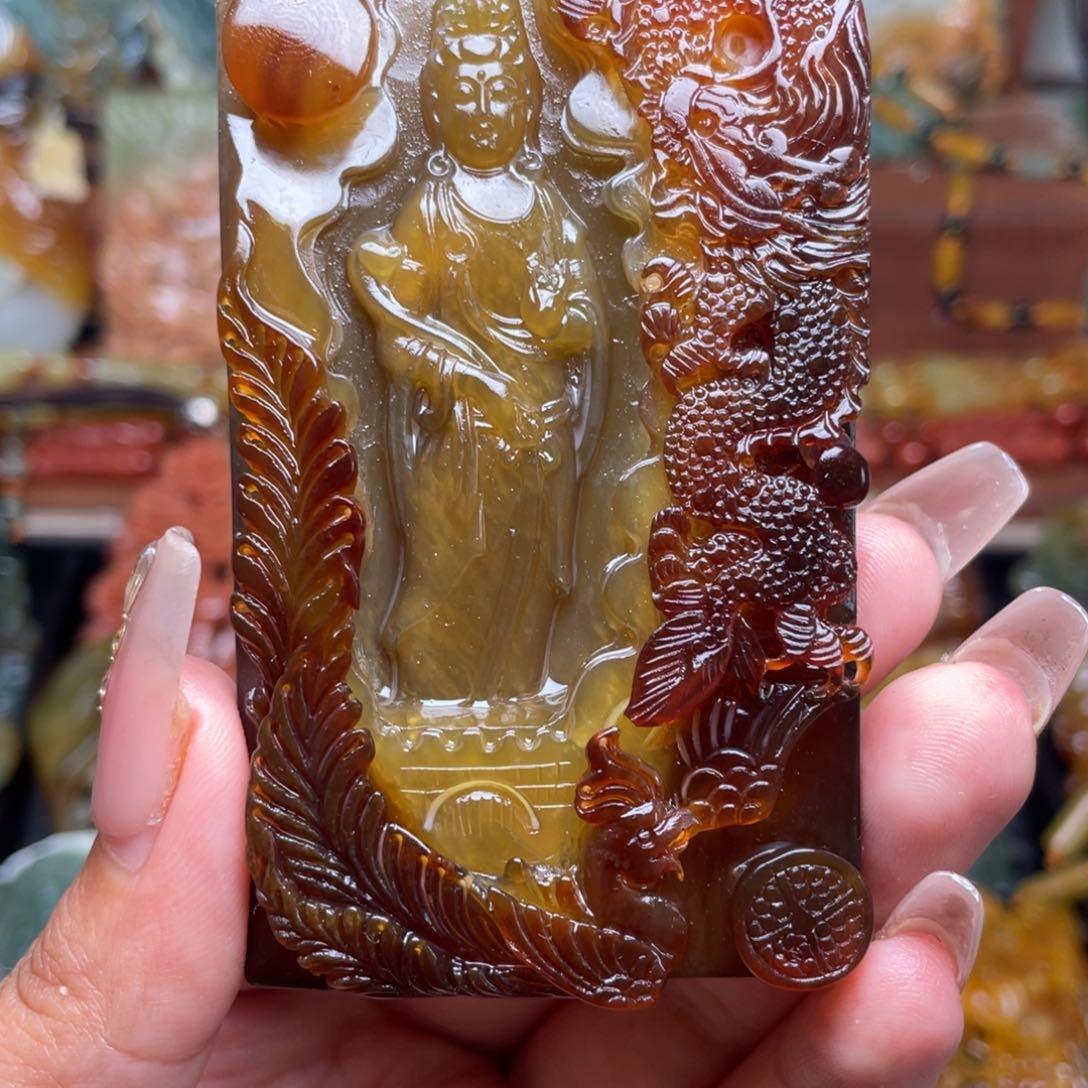 蛇纹石玉未镶嵌颈饰子*
