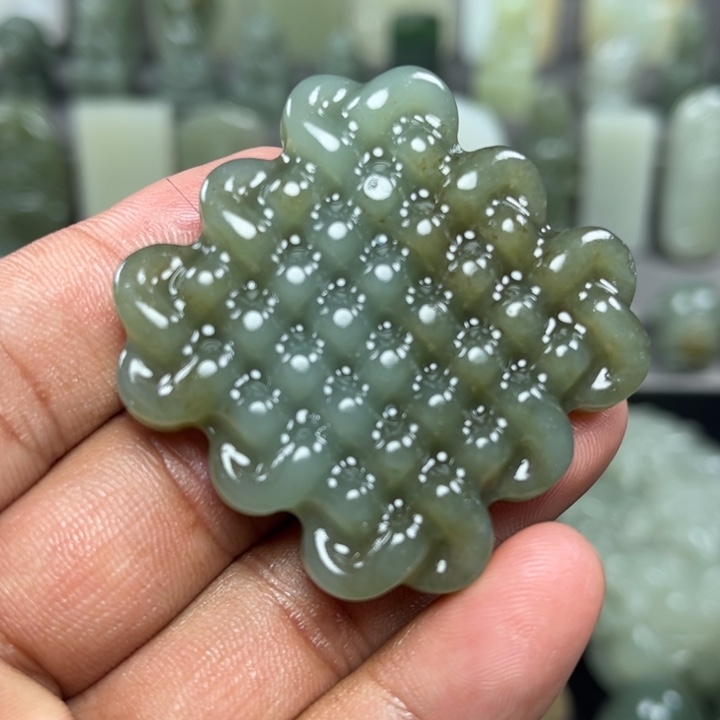 和田玉挂件未镶嵌