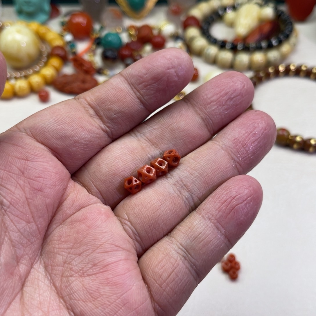 Z***子南红玛瑙未镶嵌珠宝奇石