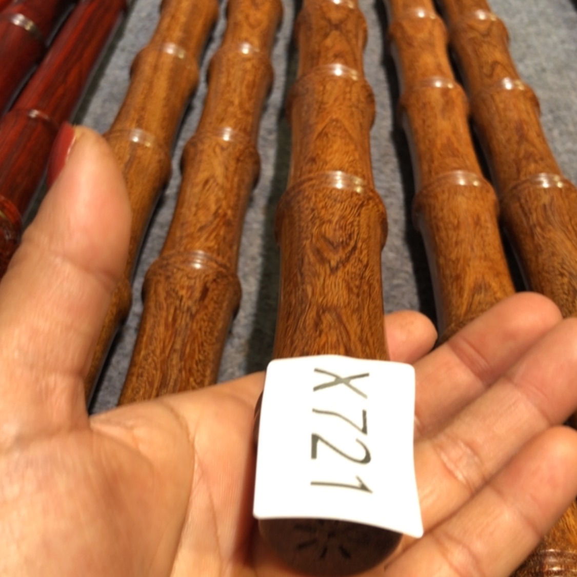 【闪购商品】木从**输金星紫檀竹节棍一个721