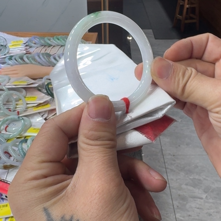 翡翠手镯未镶嵌纯天然缅甸翡翠A货买断