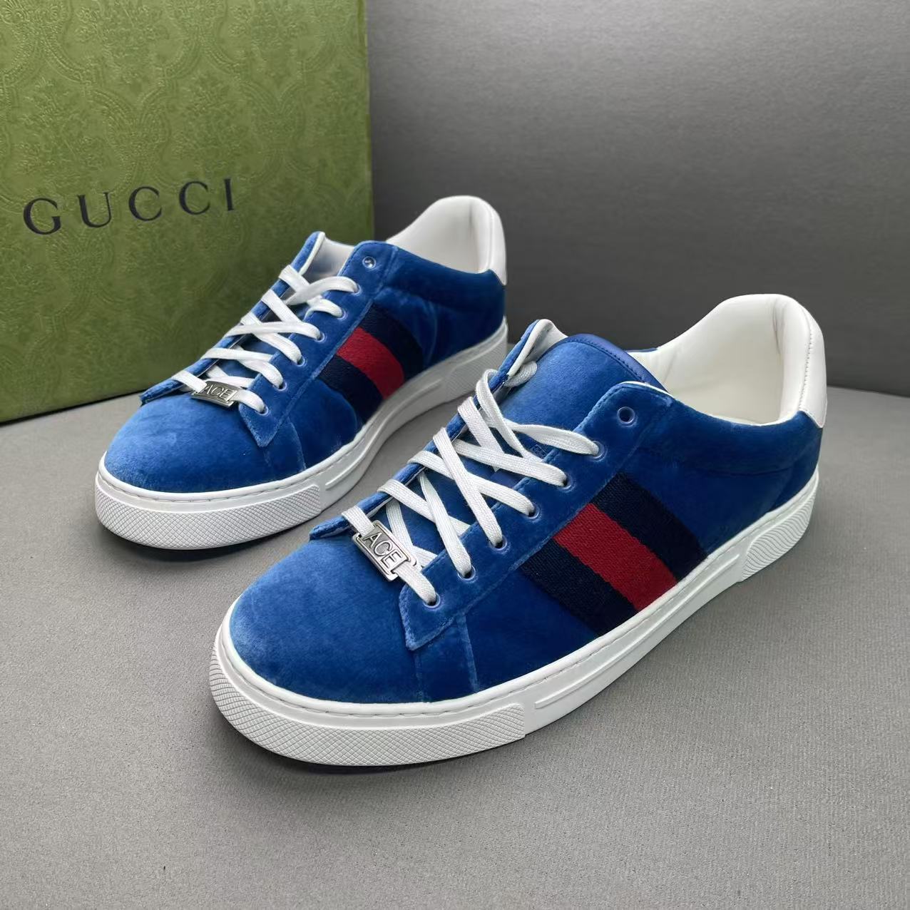 全新未使用 GUCCI/古驰 蓝色麂皮红蓝系带ace时尚百搭板鞋 41码