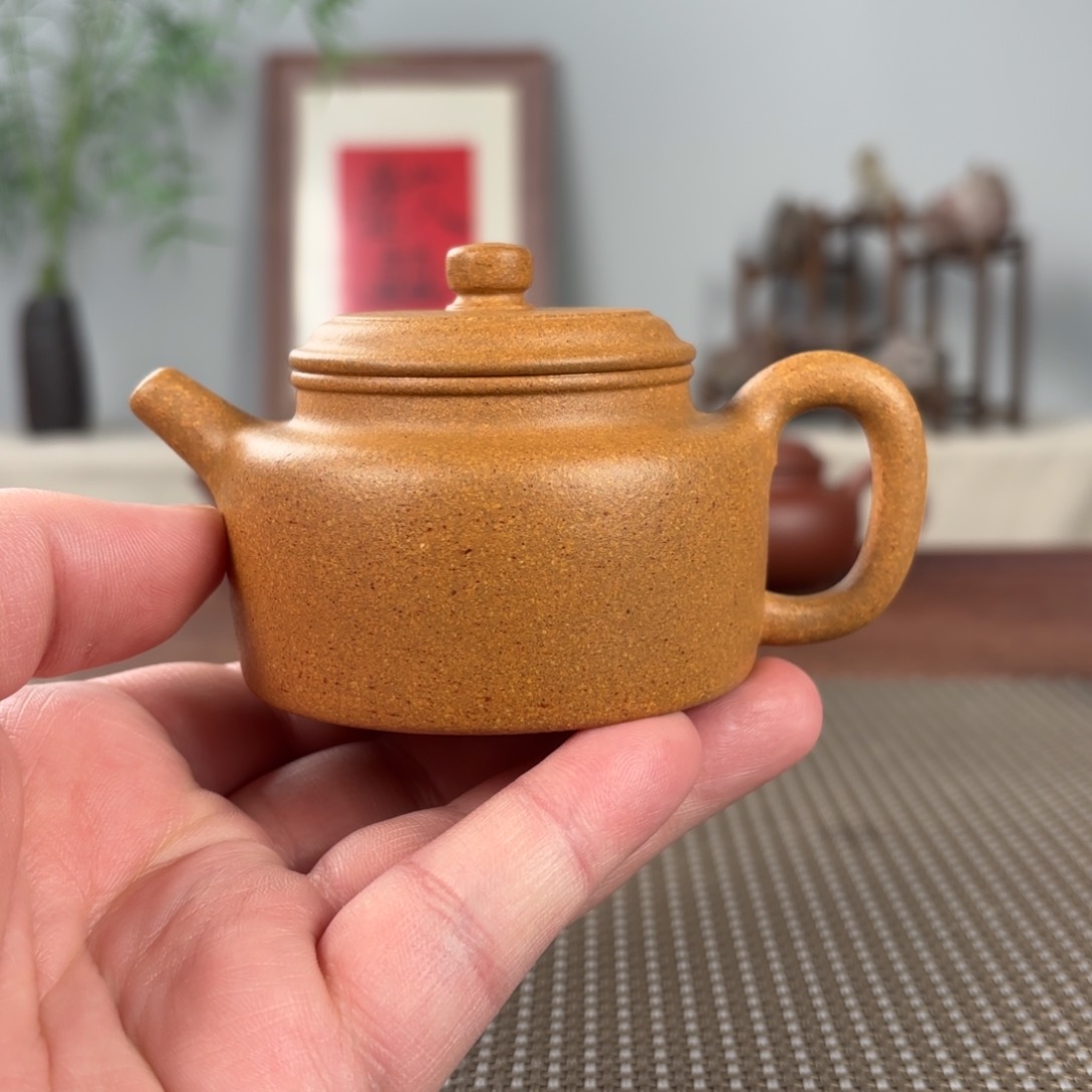 紫砂茶壶财**通微瑕黄龙山原矿紫砂壶