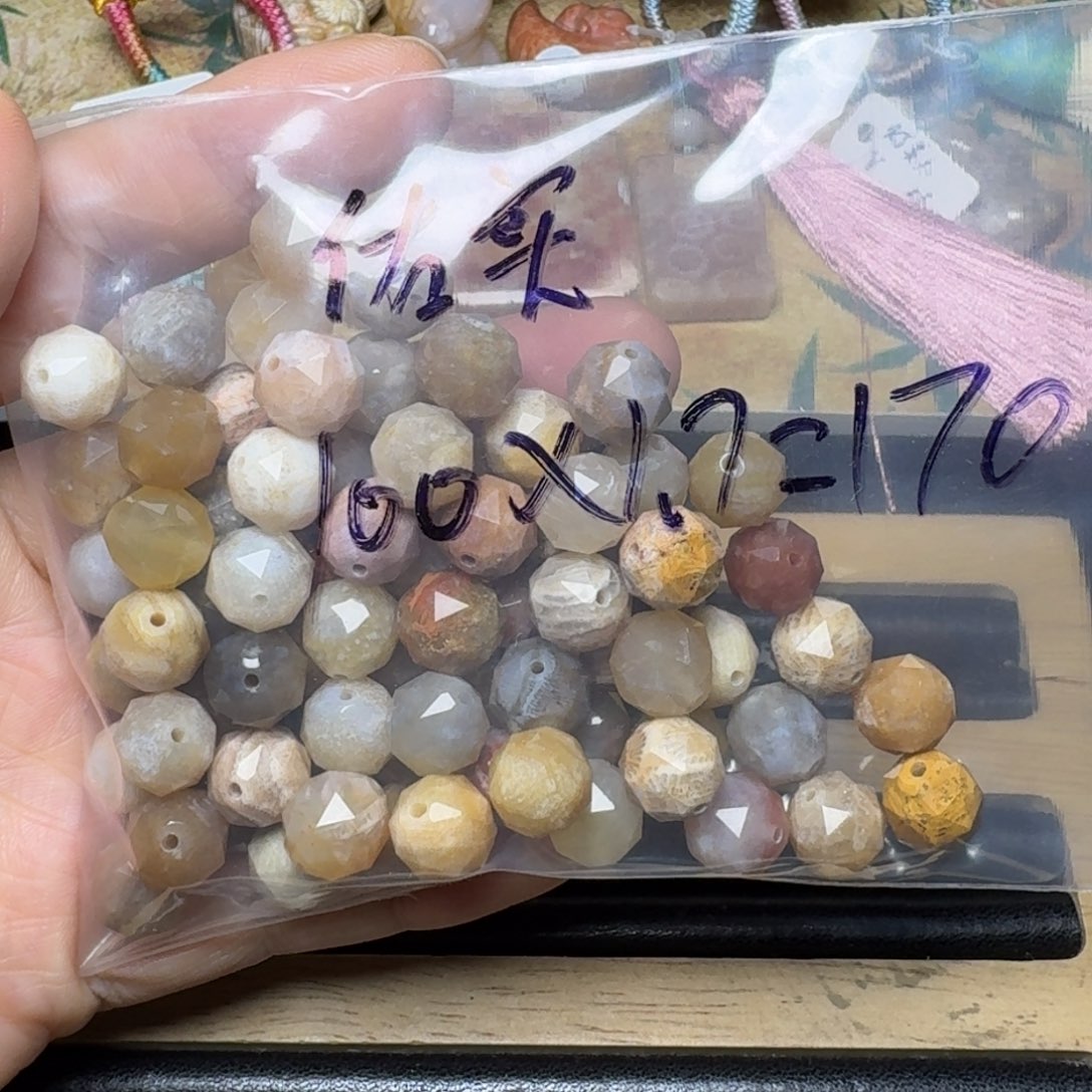 佑***实硅化玉170米未镶嵌