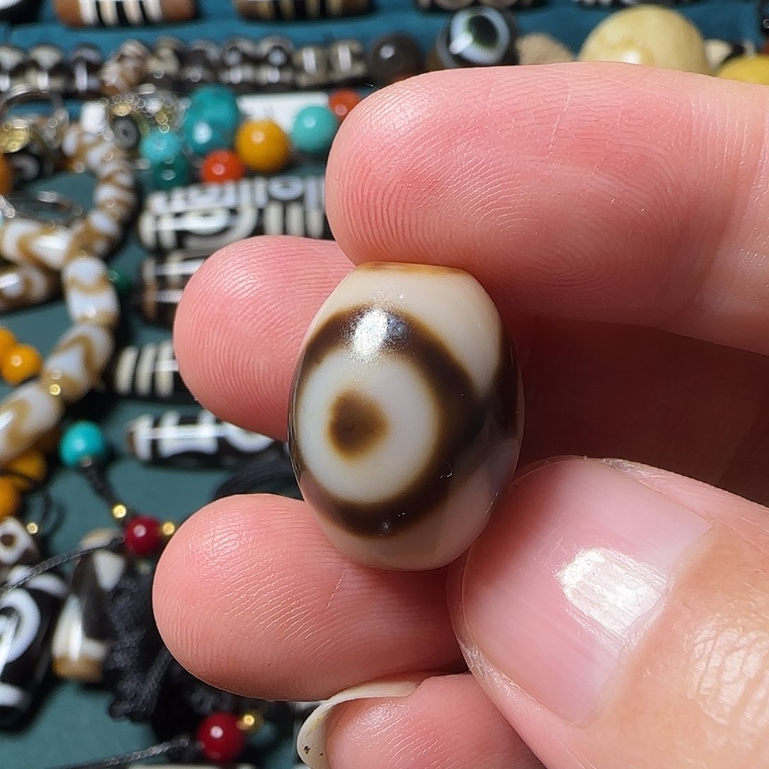 玛瑙/玉髓颈饰合金